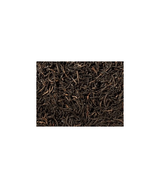 Té negro*, *de cultivos orgánicos controlados
hoja larga, nervuda, de color marrón medio y su sabor es ligeramente picante con