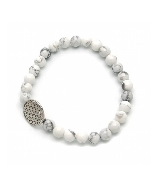 Pulsera elastica de howlita blanca, bola 6 mm., con amuleto metalico de la Flor de la Vida.