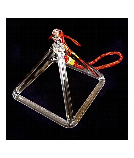 Piramides de cuarzo para sonoterapia.

Composición: 99,98% cuarzo.

Medida: 10 cm.