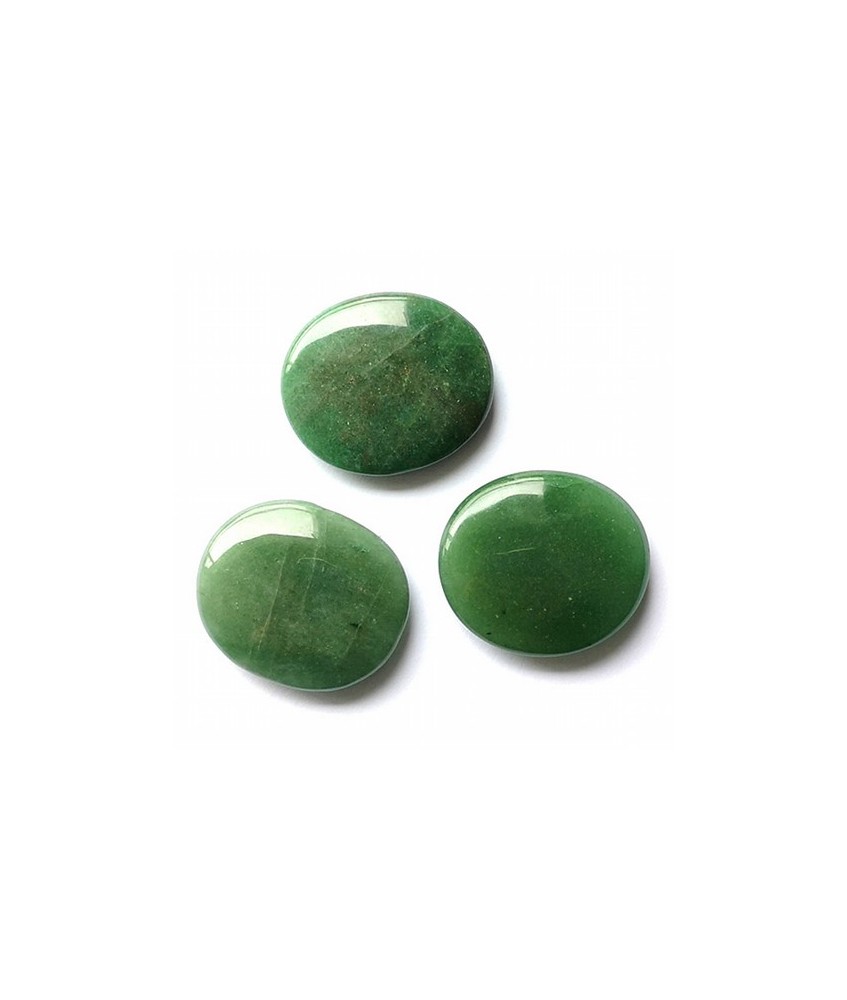 Rodado plano para Chakra de Cuarzo Verde.

Chakra significa "rueda" en Sánscrito. Este término se utiliza para denominar los 
