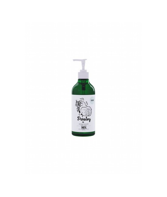 Jabón de manos hidratante con aroma suave formulado especialmente para las necesidades de la cocina.

Con elementos limpiador