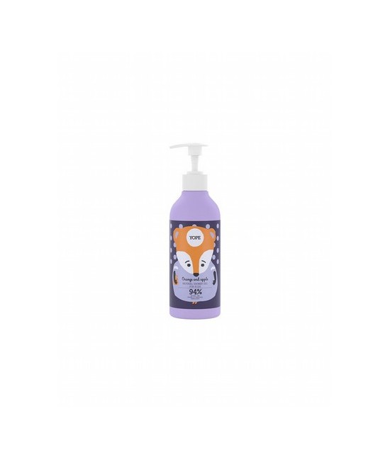 Gel de ducha natural para niños a partir de 3 años. Contiene un elemento limpiador suave, ingredientes botánicos beneficiosos y