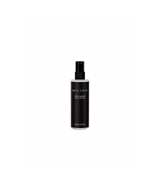 Limpieza en spray, fácil y segura, apta para todo tipo de brochas y pinceles de maquillaje.

Retira el maquillaje de las fi b