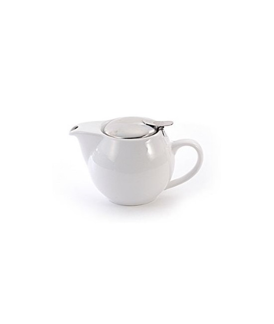Esta tetera de porcelana blanca, de elegante diseño, es la compañera perfecta para el día a día. La tapa de acero inoxidable, c