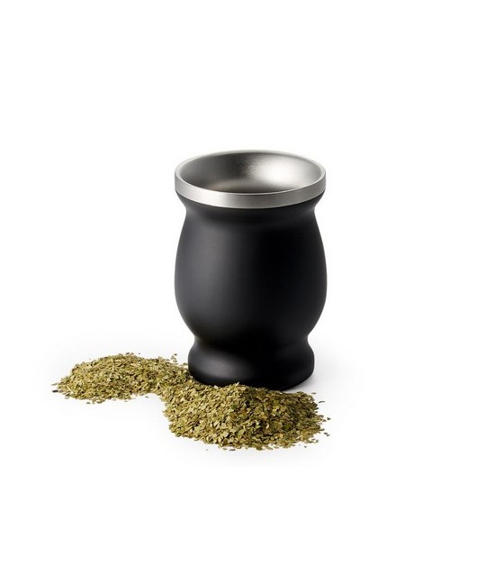 En Latinoamérica, las calabazas se utilizan tradicionalmente para preparar mate. Para ello, se vierte mate en la calabaza y se 