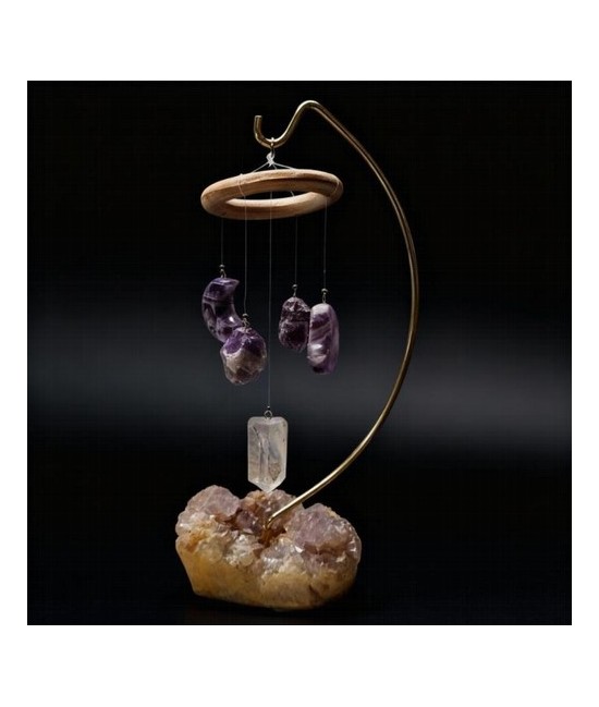 Campanilla de mesa en base de drusa de Amatista.

Carillón de viento / Campanilla de mesa con adornos de Amatista en forma de