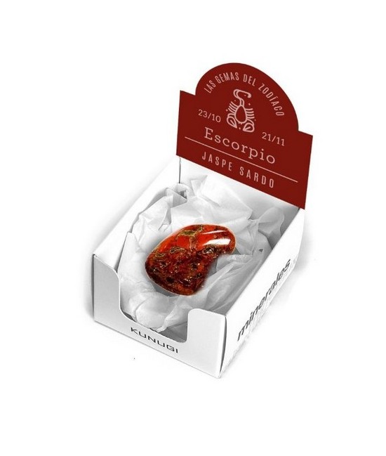 Caja que contiene gema de Jaspe Sardo de 3-4 cm aprox.

El signo del zodíaco que representa el Jaspe Sardo es Escorpio.

Me