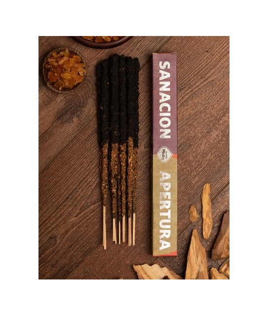Estos sahumerios Duos combinan el palo santo y el incienso en una sinergia armoniosa. El aroma del palo santo sana el alma y, j